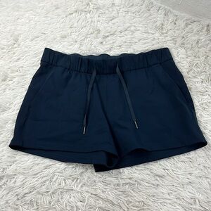 Lululemon On The Fly Short *Woven *2.5" True Navy